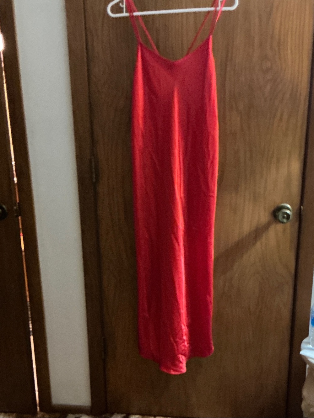 Red Slip nightwear with double back straps: women’s